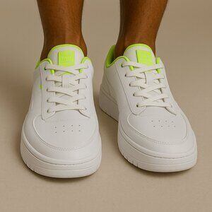 PUMA SHOES GREEN/WHITE SZ 11